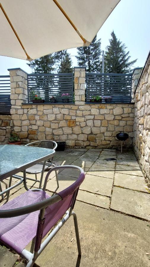 Apartmán Suteren "Podhoubi" Broumov Exteriér fotografie